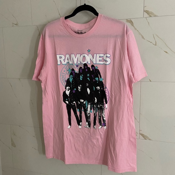 Ramones Shirt - Picture 1 of 3